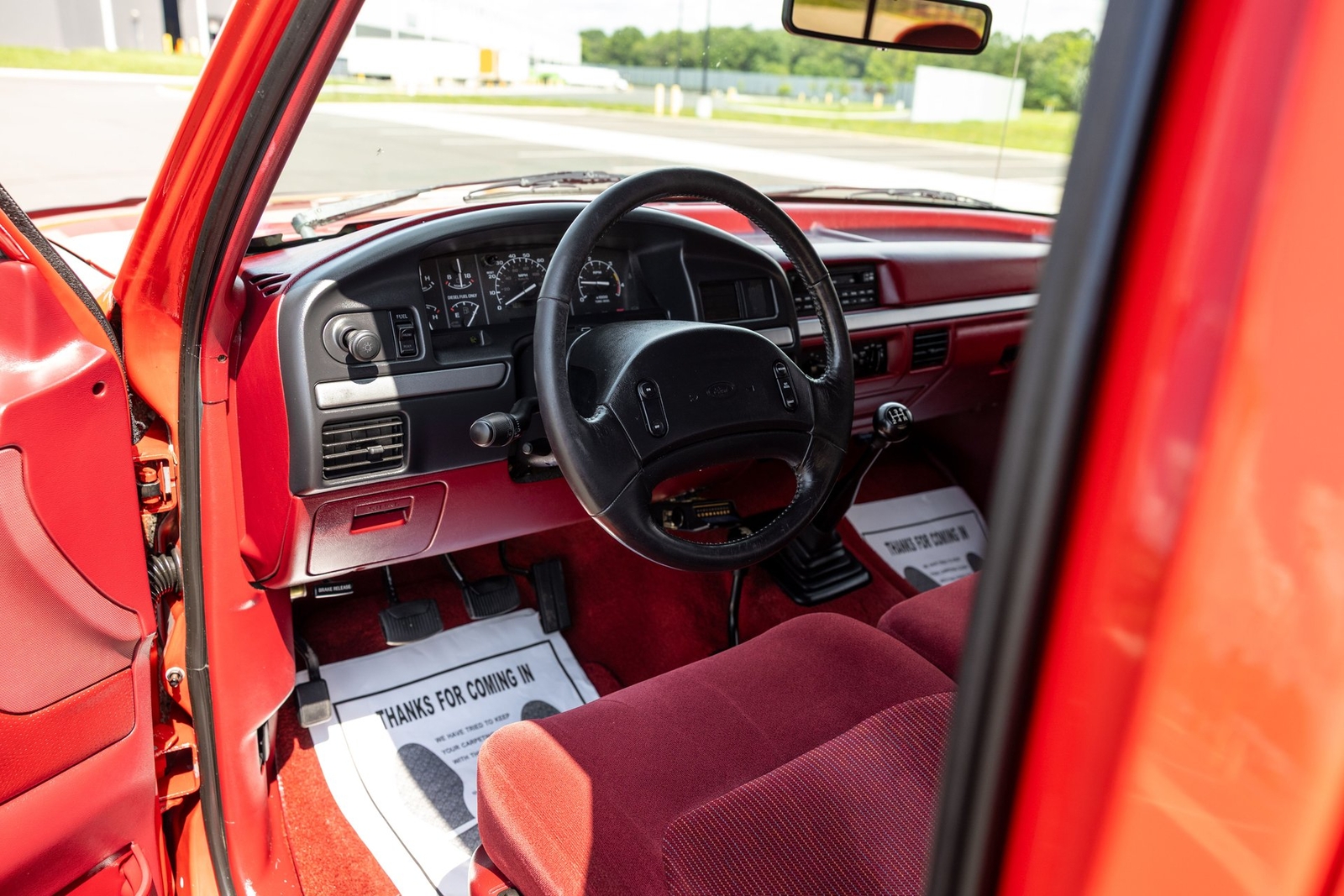 Ford-F-350-1995-Pickup-Truck-31