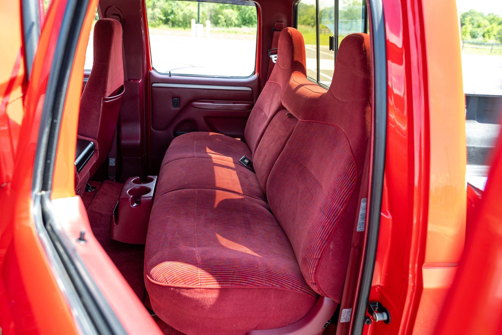 Ford-F-350-1995-Pickup-Truck-32