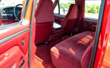 Ford-F-350-1995-Pickup-Truck-33