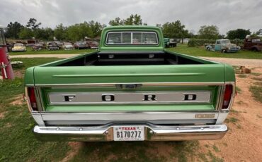 Ford-F-350-diesel-1972-green-9