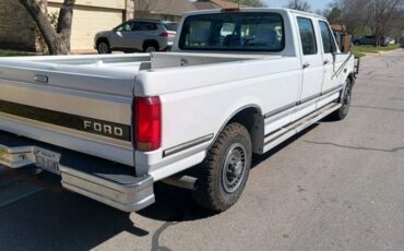 Ford-F-350-diesel-1994-white-3