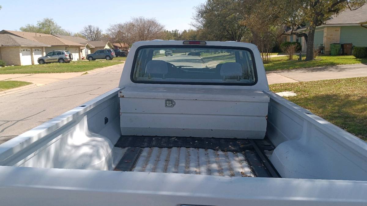 Ford-F-350-diesel-1994-white-5