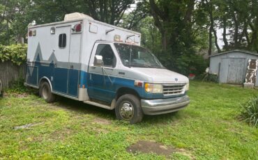Ford-F-450-1994-Ambulance