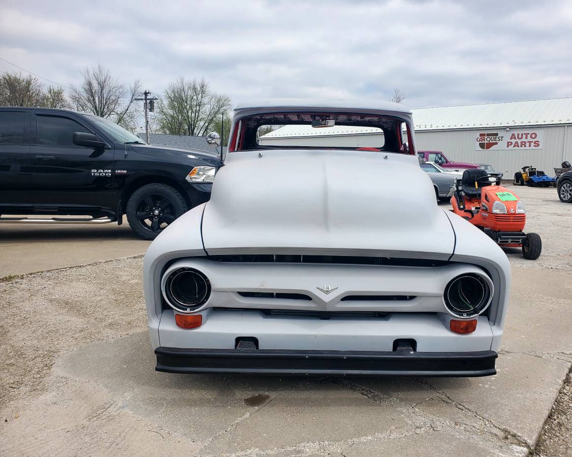 Ford-F100-1956-grey-1