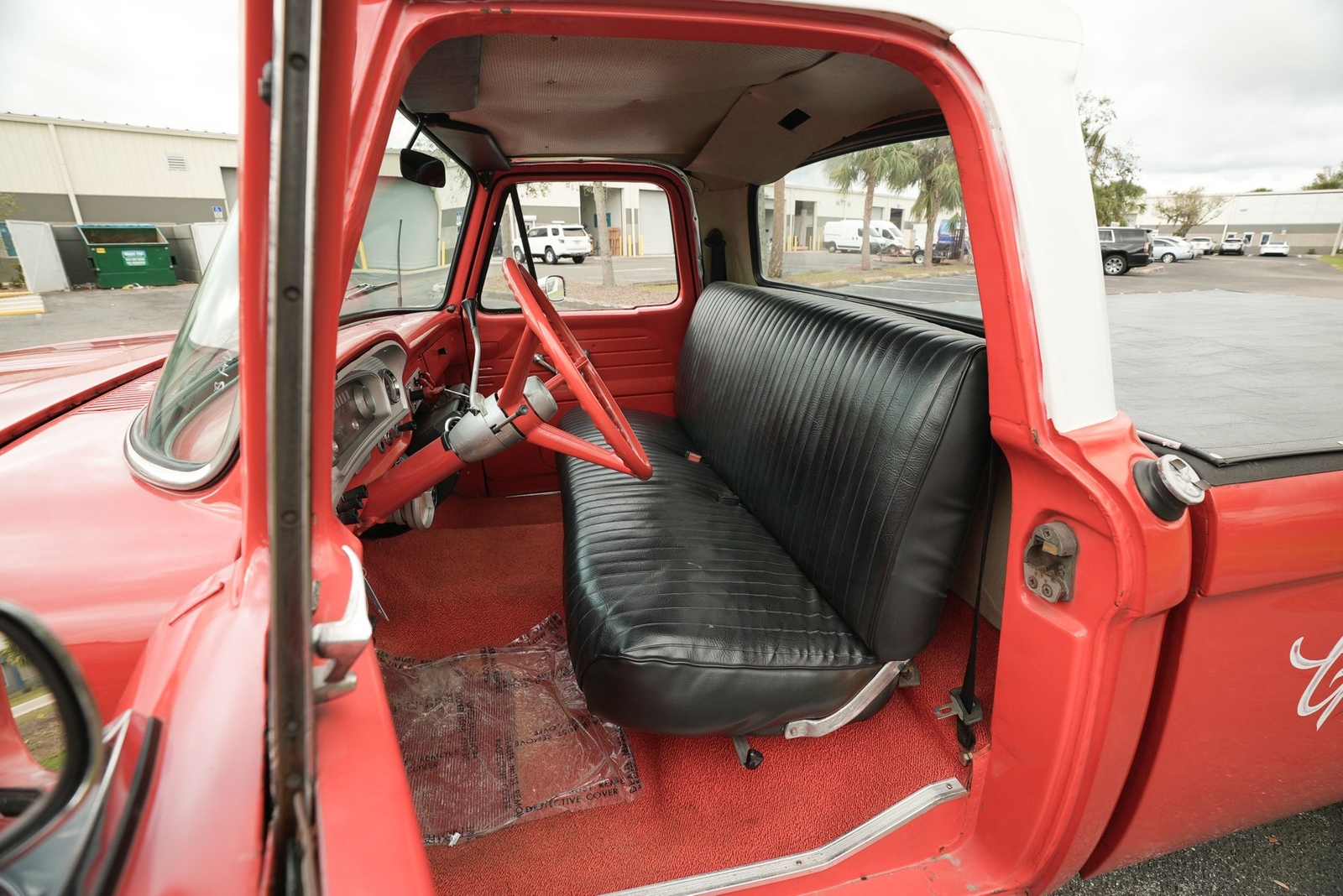 Ford-F100-1965-Pickup-Truck-2