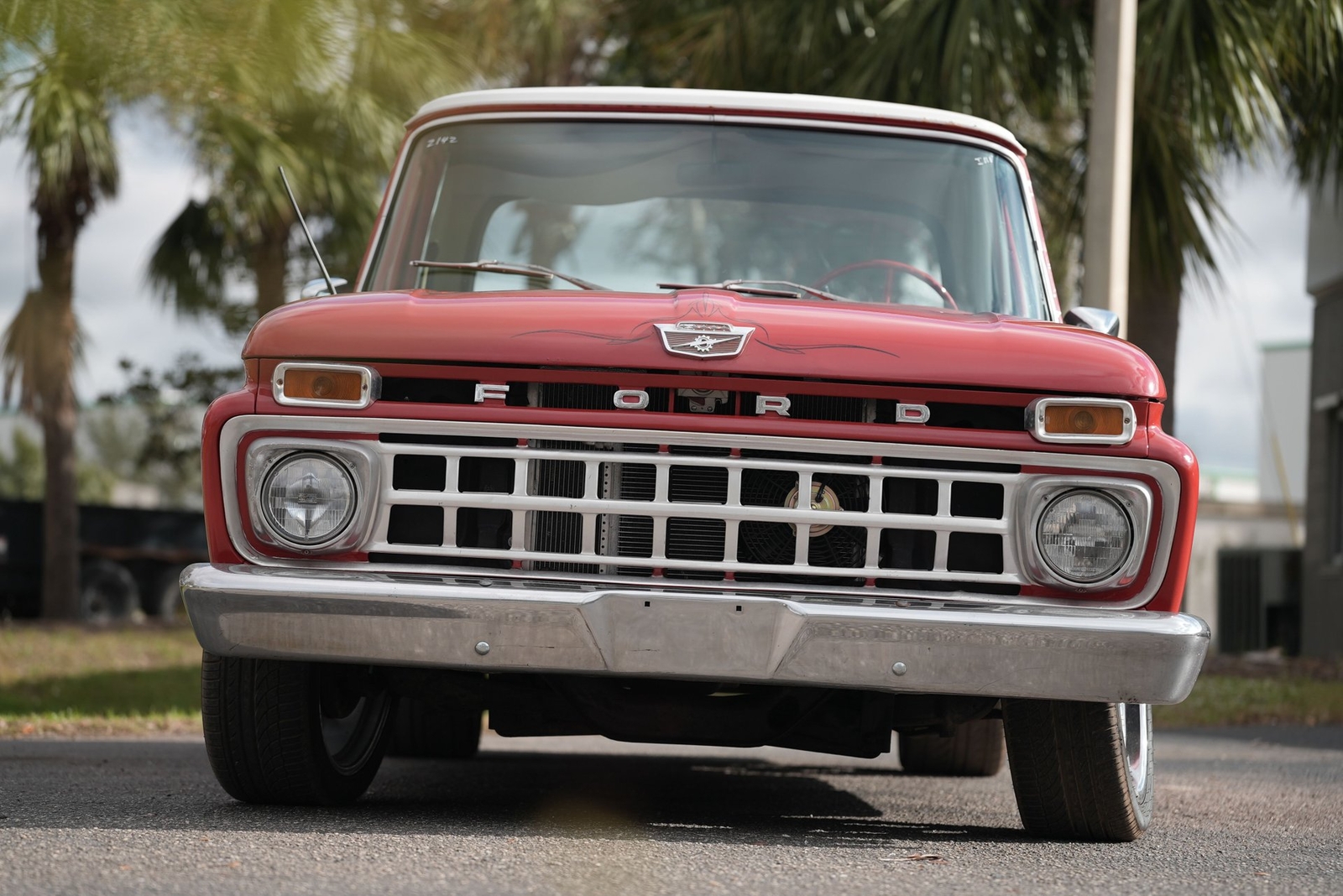 Ford-F100-1965-Pickup-Truck-7
