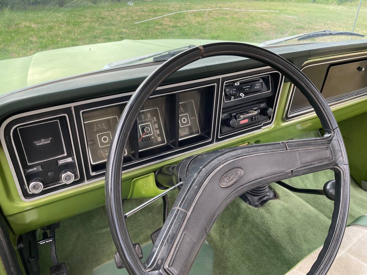 Ford-F100-1974-green-8