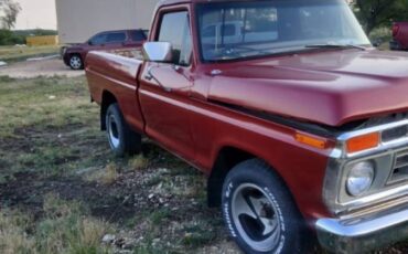Ford-F100-1976-red-3