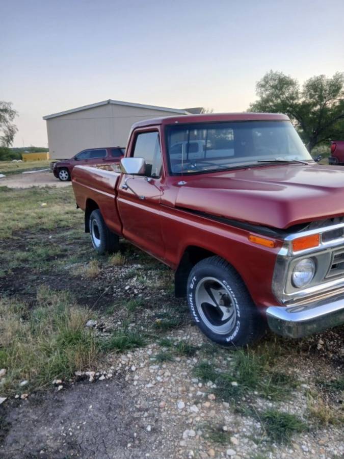 Ford-F100-1976-red-3