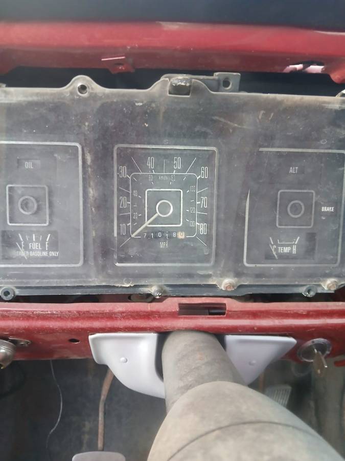 Ford-F100-1976-red-7