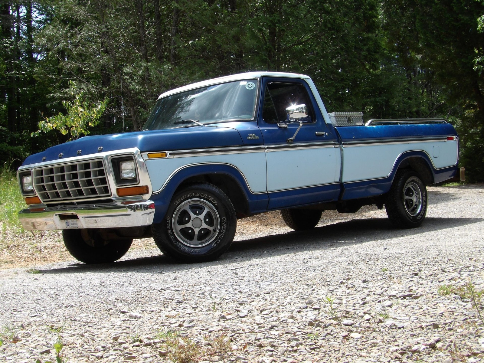 Ford-F100-1978-Pickup-Truck-9