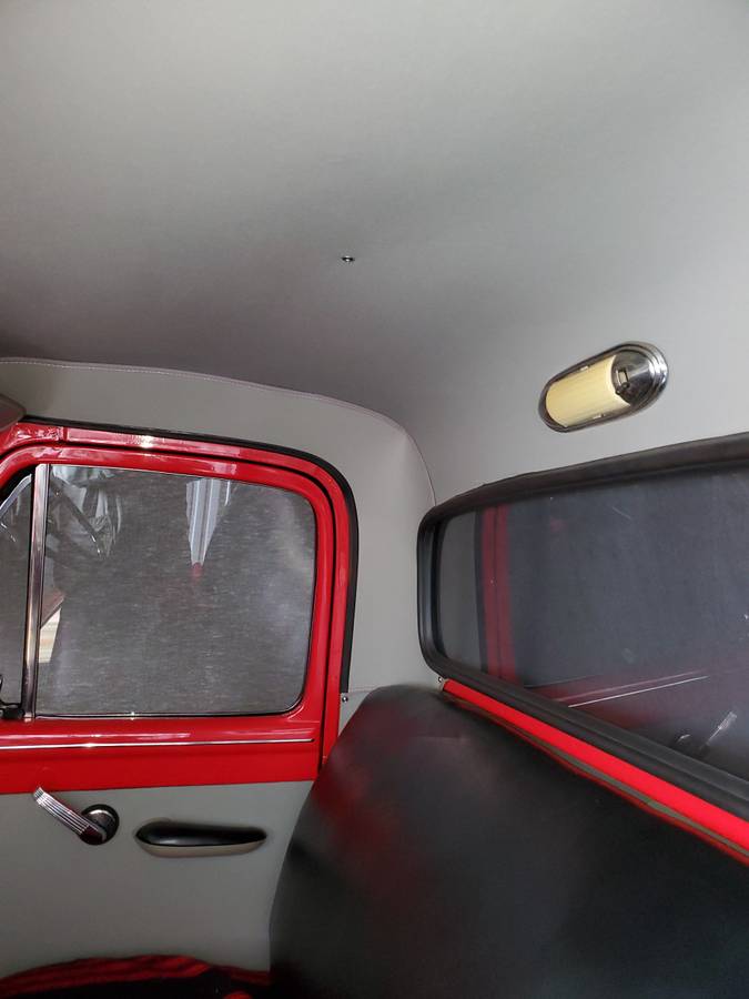 Ford-F100-custom-1955-red-11