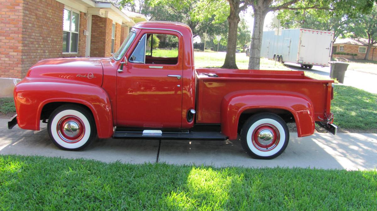 Ford-F100-custom-1955-red-14