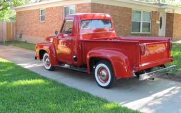 Ford-F100-custom-1955-red