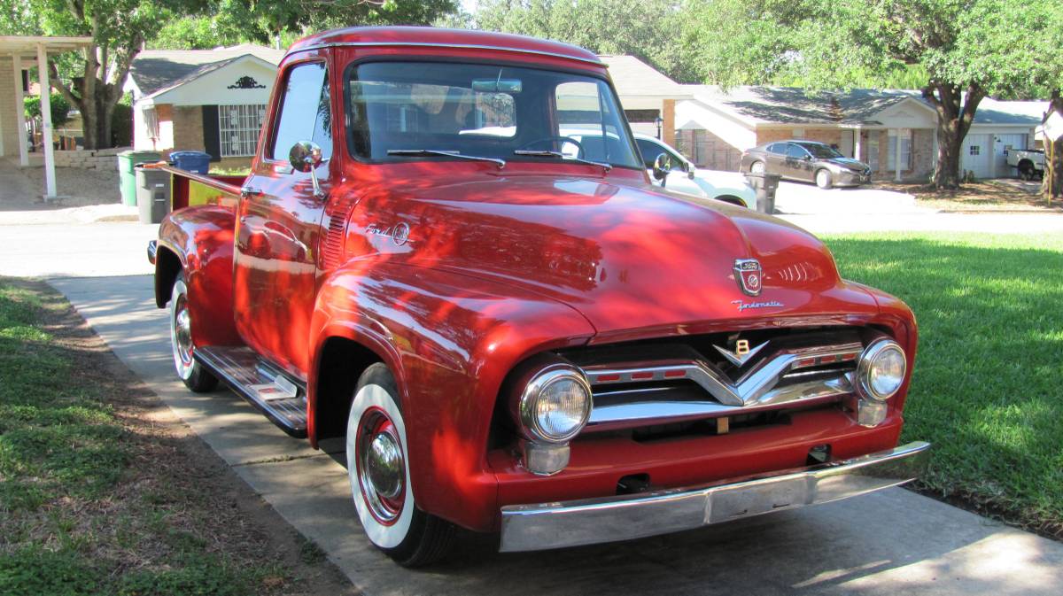 Ford-F100-custom-1955-red-4