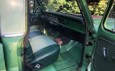 Ford-F100-custom-1972-green-10