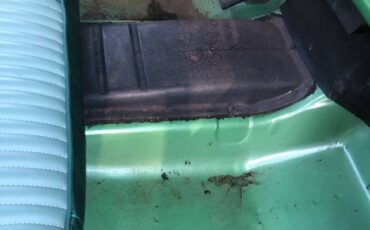 Ford-F100-custom-1972-green-18