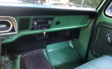Ford-F100-custom-1972-green-6
