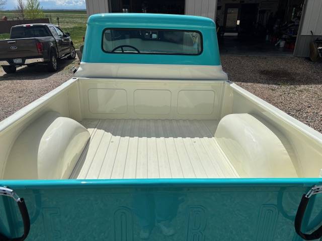 Ford-F100-pickup-1960-custom-5