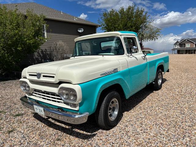 Ford-F100-pickup-1960-custom