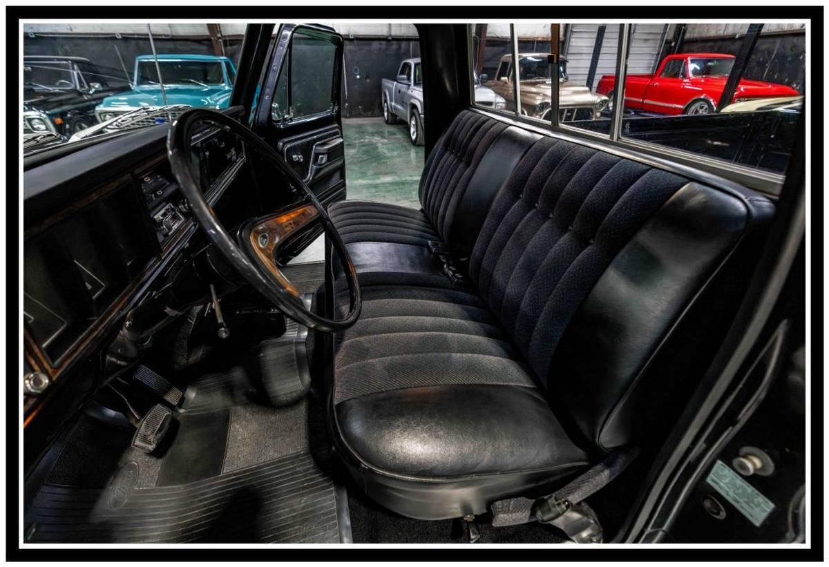 Ford-F100-ranger-xlt-swb-1973-black-2
