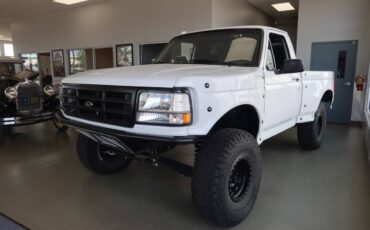 Ford-F150-regular-cab-short-bed-1992-white-2