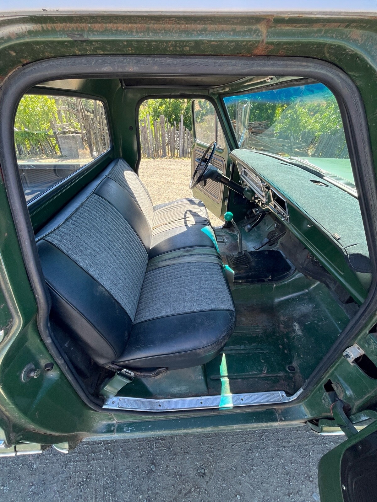 Ford-F250-1972-13