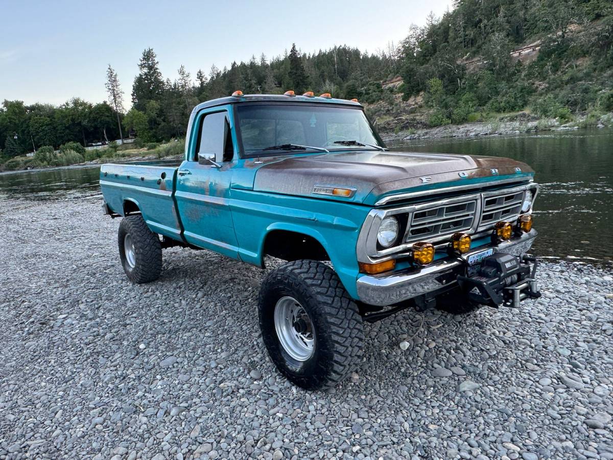 Ford-F250-4x4-1971-blue-2