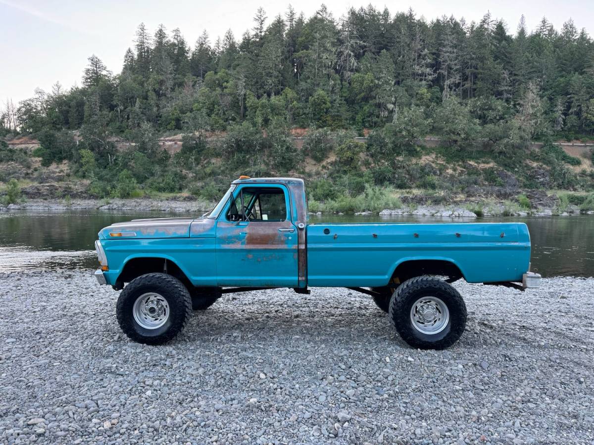 Ford-F250-4x4-1971-blue-3