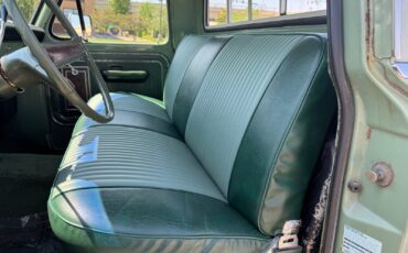 Ford-F250-Camper-Special-1971-Pickup-Truck-10