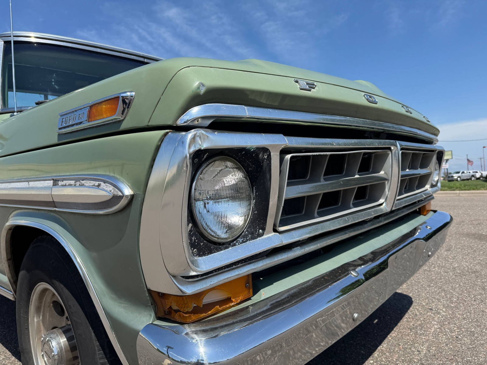 Ford-F250-Camper-Special-1971-Pickup-Truck-19