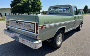 Ford-F250-Camper-Special-1971-Pickup-Truck-2