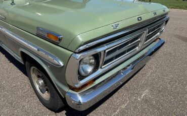 Ford-F250-Camper-Special-1971-Pickup-Truck-21