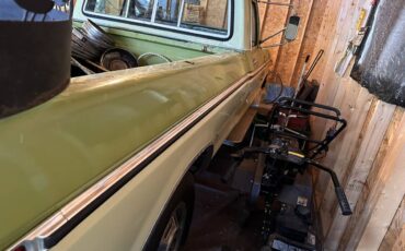 Ford-F250-camper-special-1975-17