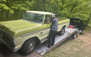 Ford-F250-camper-special-1975-19