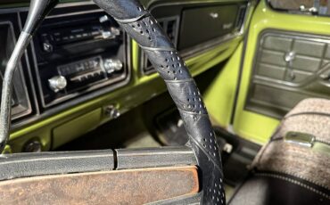 Ford-F250-camper-special-1975-7