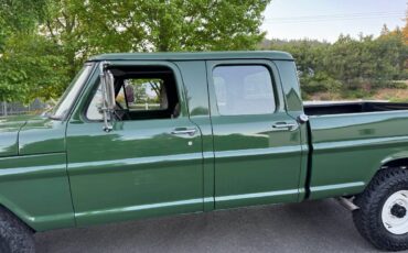 Ford-F250-crew-cab-4x4-1972-green-1
