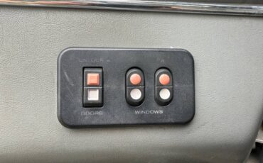 Ford-F250-lariat-1988-silver-1