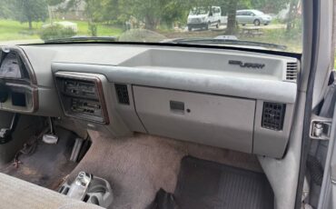 Ford-F250-lariat-1988-silver-14