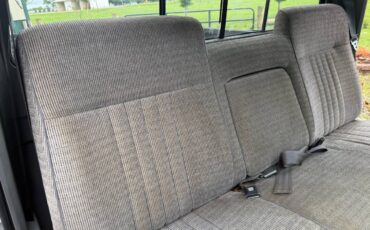 Ford-F250-lariat-1988-silver-16