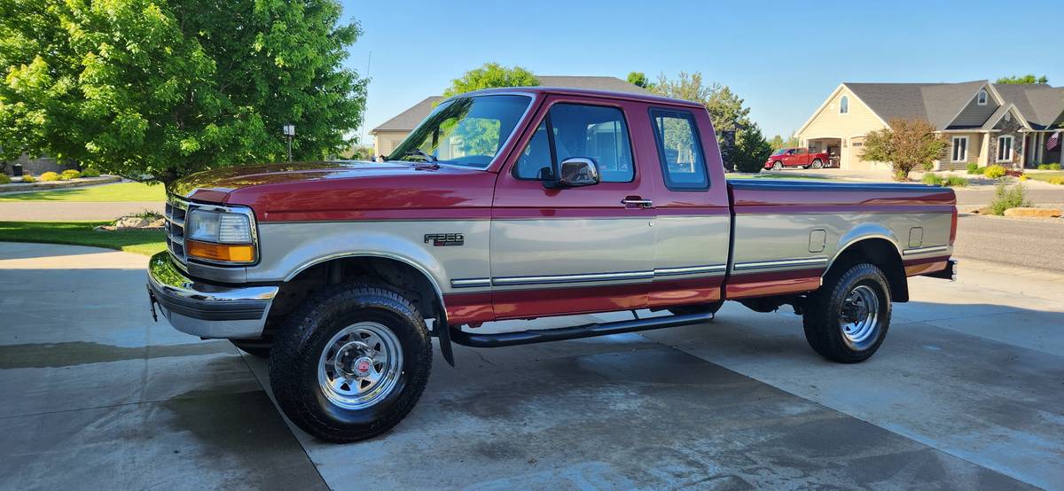 Ford-F250-xlt-1992-red-1