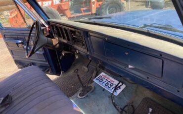 Ford-F250-xlt-ranger-1979-blue-10