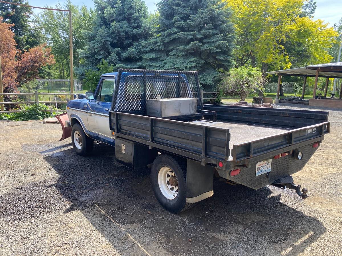 Ford-F250-xlt-ranger-1979-blue-4
