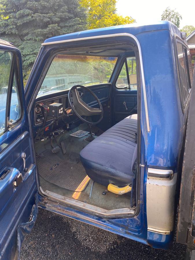 Ford-F250-xlt-ranger-1979-blue-7