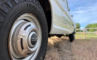 Ford-F350-crew-cab-1970-white-6