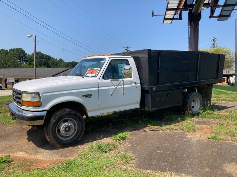 Ford F450 diesel  1995 white