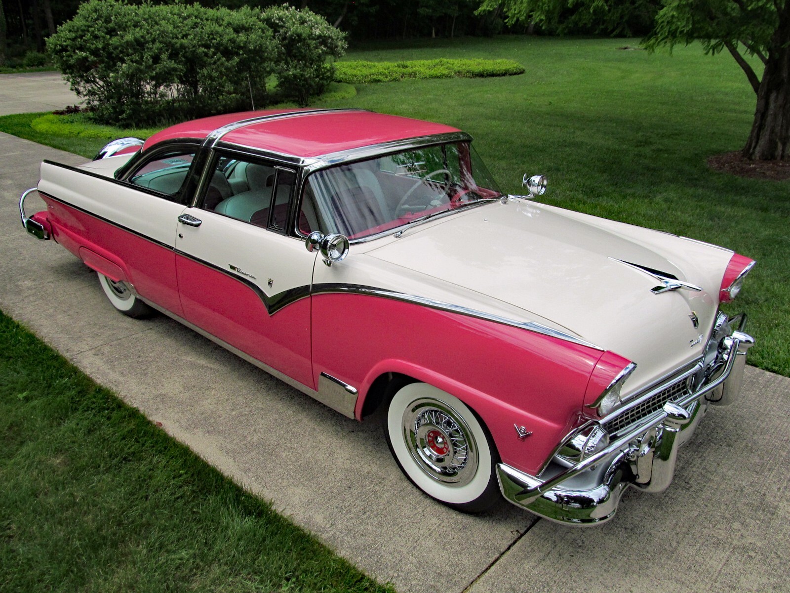 Ford-Fairlane-1955-Coupe-4