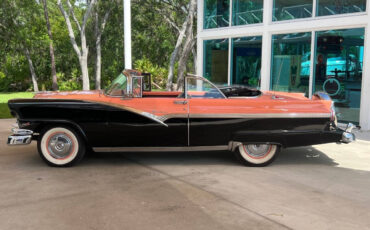 Ford-Fairlane-1956-Coupe-11
