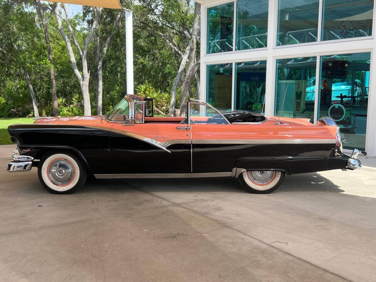 Ford-Fairlane-1956-Coupe-11