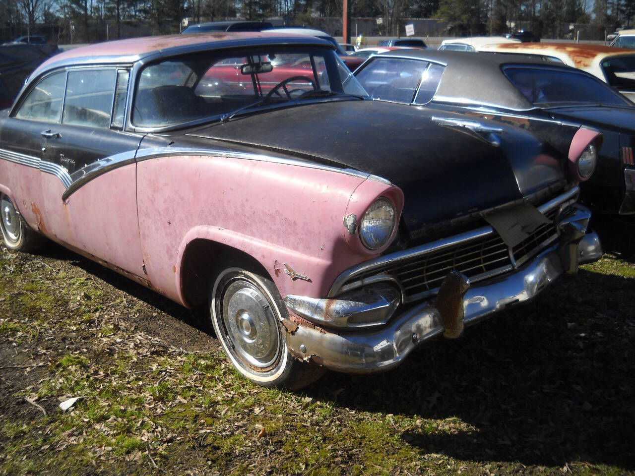 Ford-Fairlane-1956-Coupe-2